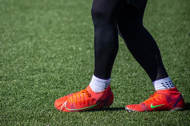 意甲-伊尔迪兹破门维阿建功 尤文图斯2-0都灵.